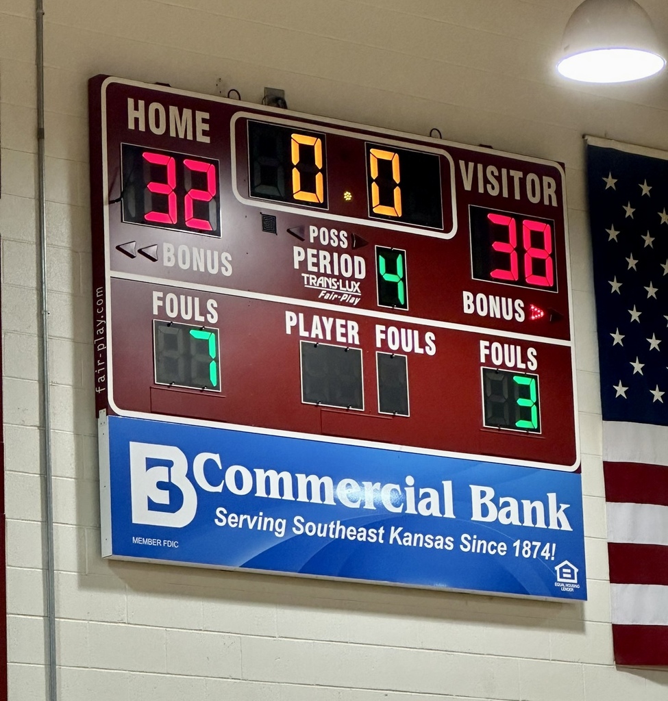 Picture of scoreboard showing Uniontown Boys won 38-33 over Oswego 